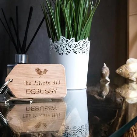 The Private Hill 5*